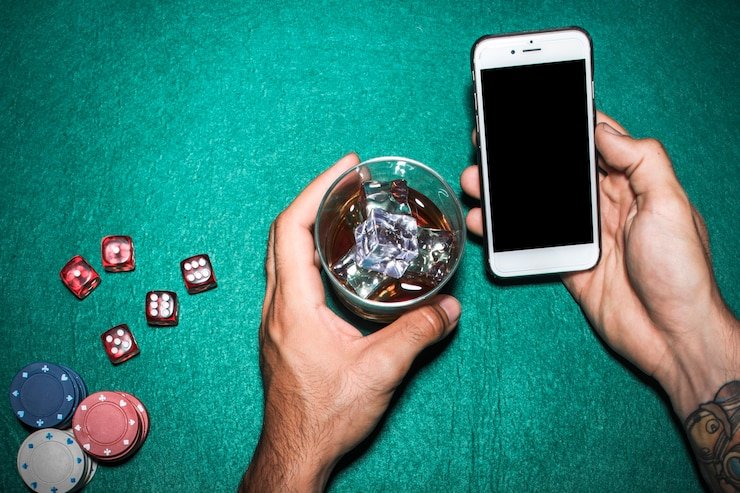 Layar aplikasi aksara 178 menampilkan berbagai kategori permainan dan fitur navigasi mobile